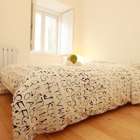 Lisbon Gloria Apartment Стая снимка